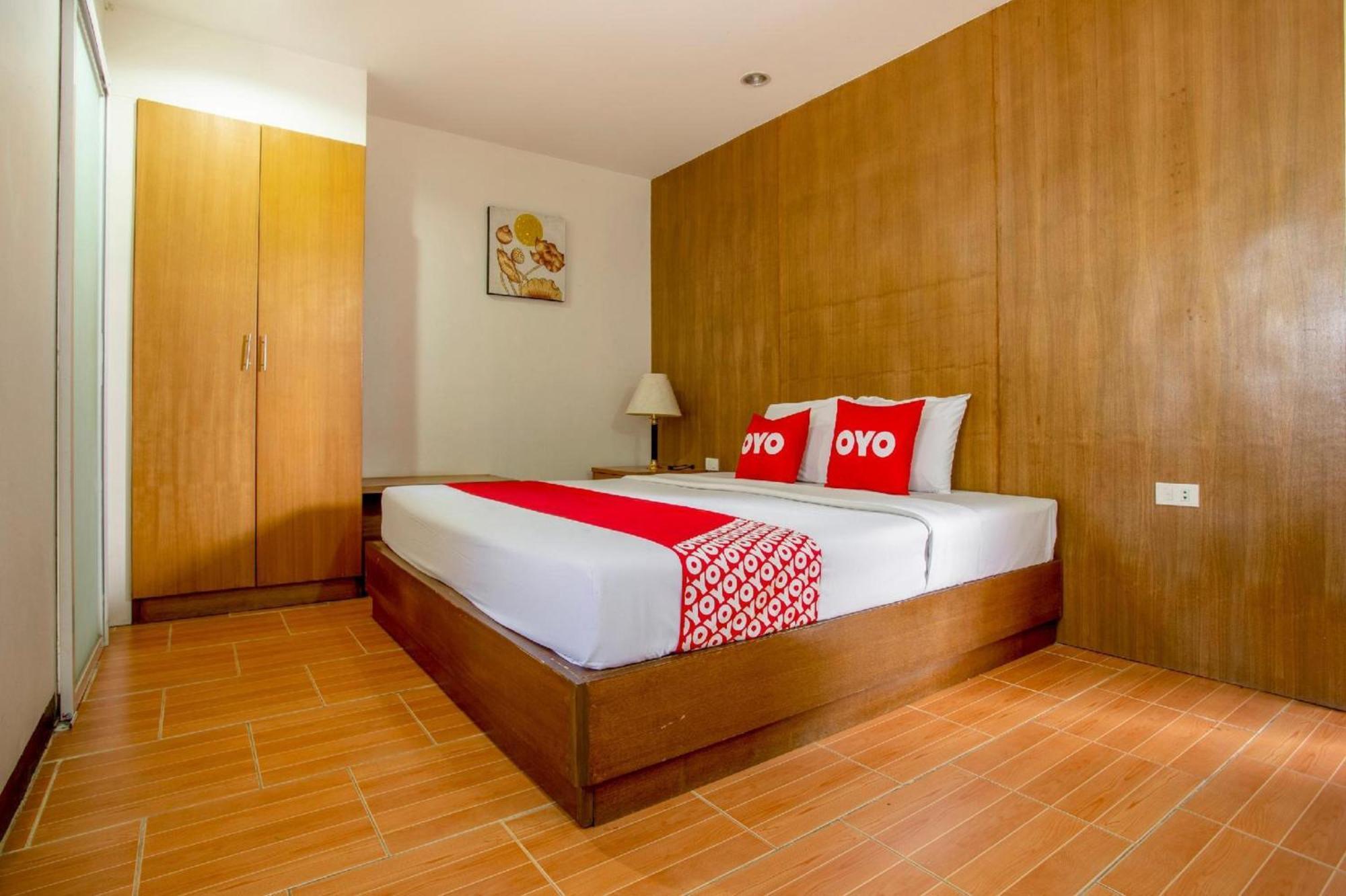 Super Oyo 1096 Winner Inn Hotel Chiang Mai Esterno foto